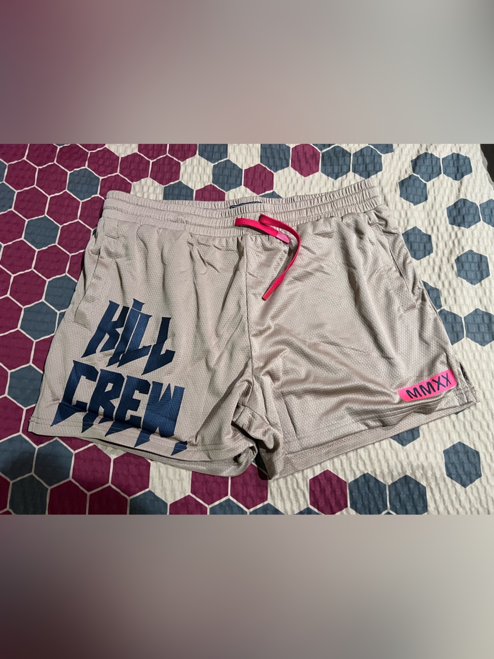 KILL CREW Short NWOT 3XL(38-46) Sand